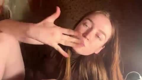 Chloe online show from May 15, 5:16 pm