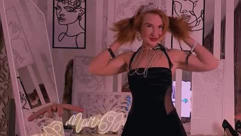 mari69juana online show from November 19, 6:30 pm