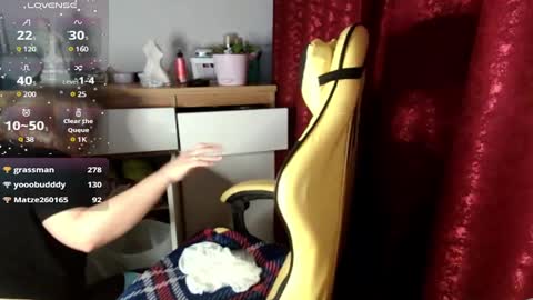 Snapshot of mari_77777 chatting on February 4, 4:59 am Mari online show from February 4, 4:59 am