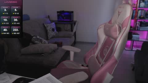 mari moore online show from May 21, 7:39 am