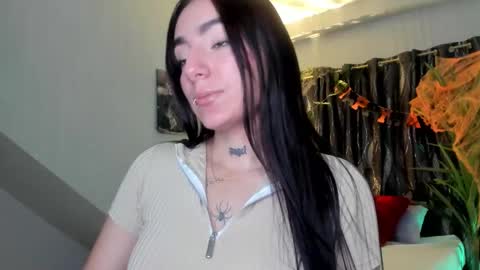 mari_salgado online show from October 26, 12:11 pm