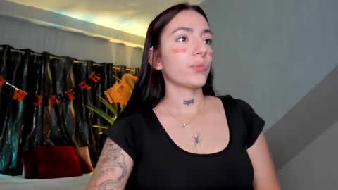 mari_salgado online show from October 15, 3:58 pm