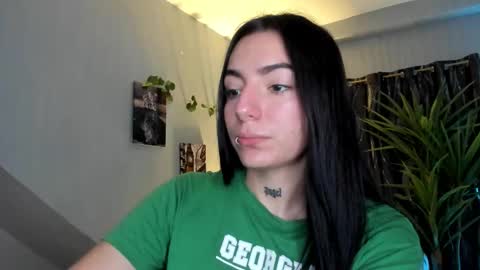 mari_salgado online show from November 10, 3:18 pm