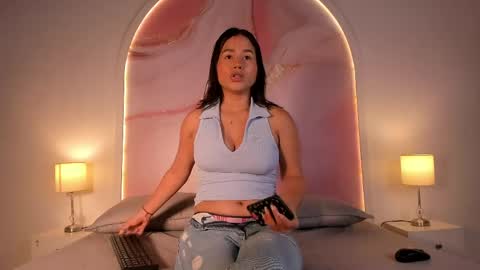 Maria  online show from May 6, 11:47 am
