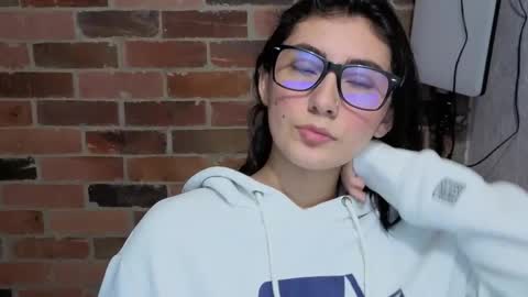 Maria online show from May 14, 11:32 pm