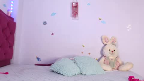 Giselle Mara  online show from May 16, 12:35 am