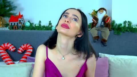 MariaMenson online show from December 15, 4:40 am