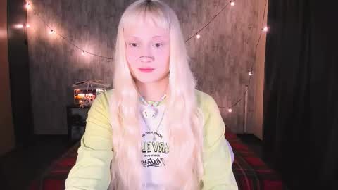 Maria online show from November 25, 12:35 am