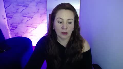 mariana01_m online show from February 10, 2:20 pm