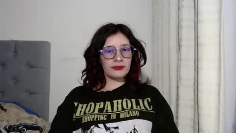 Snapshot of mariana124_ chatting on January 7, 6:24 pm Mariana online show from January 7, 6:24 pm