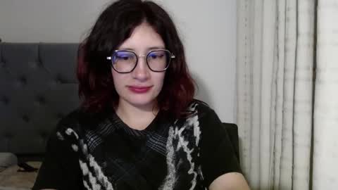 Snapshot of mariana124_ chatting on January 2, 1:19 pm Mariana online show from January 2, 1:19 pm