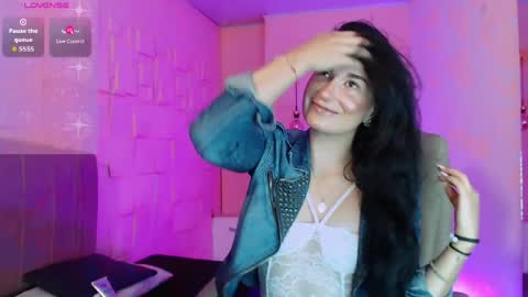 Mariana online show from May 25, 11:53 am