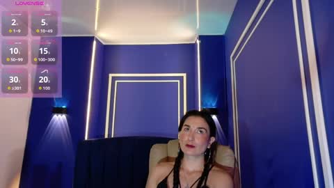 Mariana online show from May 8, 12:30 pm