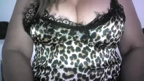 mariana995649 online show from May 11, 2:08 pm