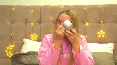 Maria online show from December 14, 6:41 pm