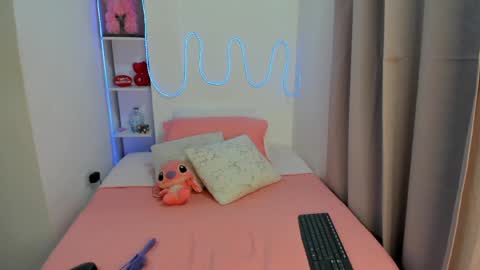 Mariangel online show from May 14, 8:36 pm
