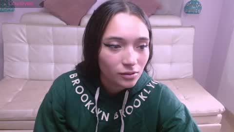marianne_cam online show from April 29, 5:30 pm