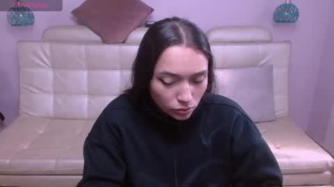 marianne_cam online show from April 27, 1:30 pm
