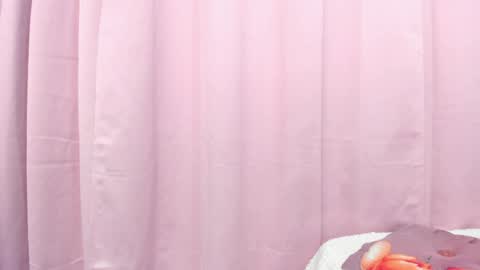 marianrosse online show from May 26, 1:49 am
