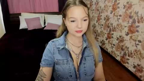 mariarobinsone online show from September 29, 5:12 am