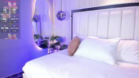 Maria online show from September 16, 5:43 pm