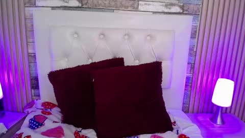 marie_hss online show from January 27, 9:00 pm