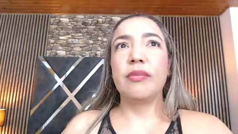 marie_hss online show from May 20, 7:55 pm