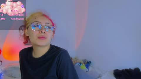 Mariee online show from May 18, 8:48 pm