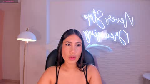 Snapshot of mariejane2 chatting on January 4, 10:38 am Im Marie Jane online show from January 4, 10:38 am