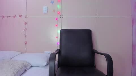 Marie online show from December 21, 9:04 pm