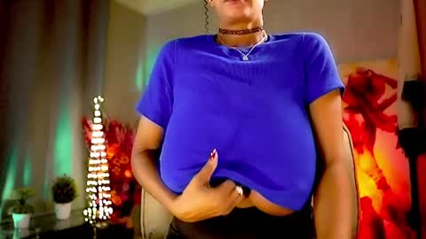 Nikita - Scroll down and read my bio please. New Pictures in Bio online show from May 8, 7:11 am