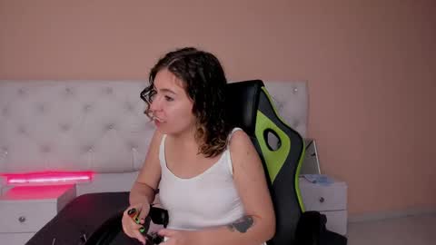 mariie_tayy online show from December 22, 8:14 pm