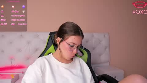 mariie_tayy online show from February 11, 8:42 pm