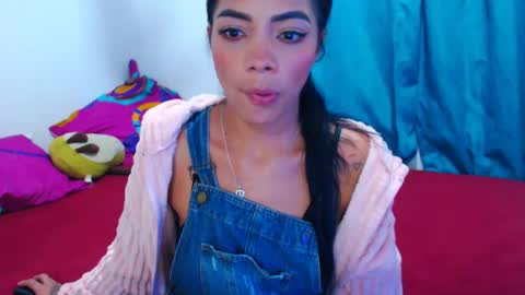 marisa online show from February 12, 1:09 am