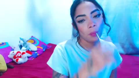 marisa online show from December 7, 2:31 am