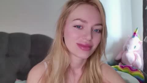 mariwell online show from May 20, 3:58 am