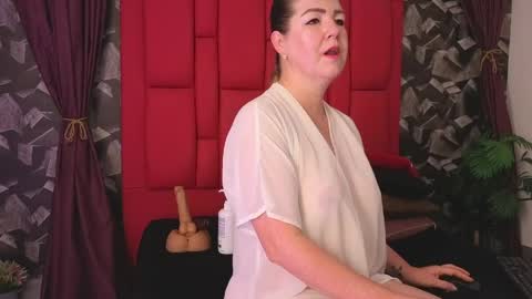 marla online show from May 21, 11:30 am