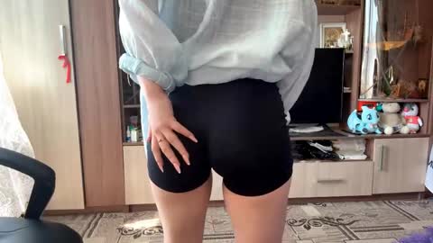 Lena online show from June 6, 7:03 am