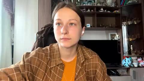 Lena online show from June 18, 8:05 am