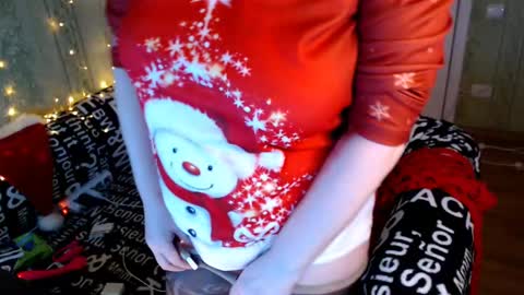 MarleneLue online show from January 7, 1:14 pm