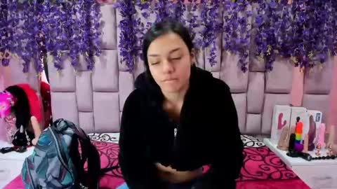 Snapshot of marlyanal chatting on February 21, 1:44 pm Marly Anal online show from February 21, 1:44 pm