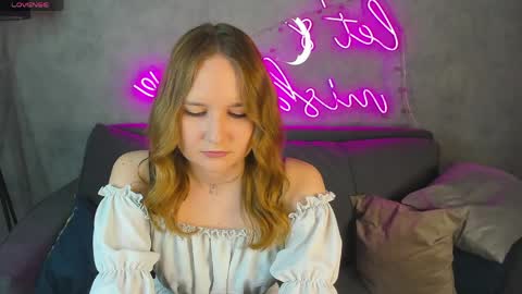 Emmaa online show from May 28, 1:58 am