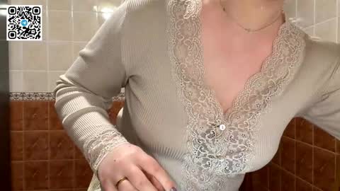 Miriam online show from April 6, 6:42 pm