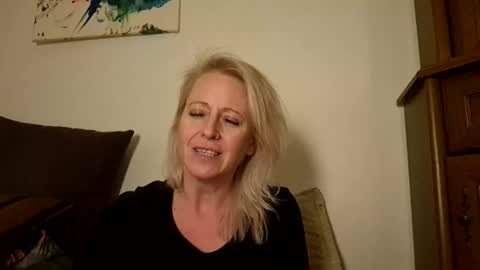 MaryGoRound online show from October 2, 11:54 pm