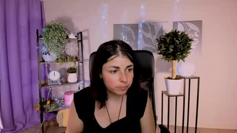 martaedams online show from May 26, 6:35 am