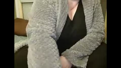 Snapshot of marthabriest chatting on January 6, 7:20 am Martha online show from January 6, 7:20 am