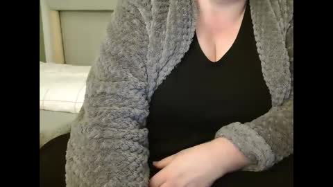 Snapshot of marthabriest chatting on February 7, 7:29 am Martha online show from February 7, 7:29 am