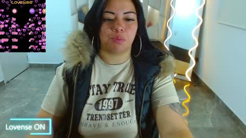 Hey im martina online show from December 21, 3:36 am