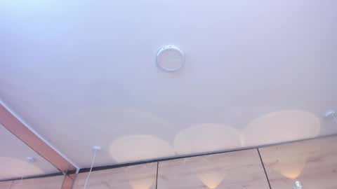 martina touss  online show from December 3, 12:51 pm