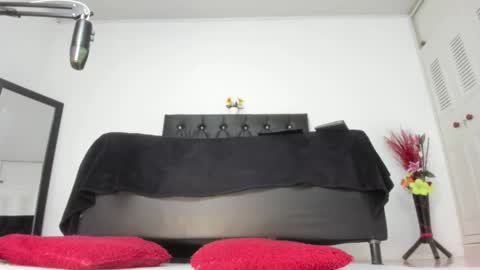 Martina online show from May 15, 10:45 pm